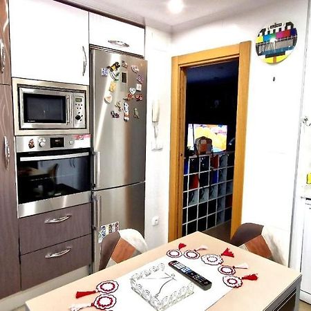 M&J Apartment Хихон Екстериор снимка